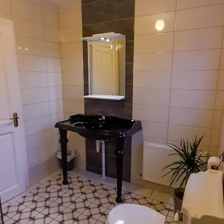 Дом отдыха Wild Atlantic Way - Retreat - Sleeps 12 *