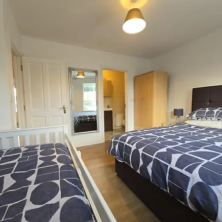 Wild Atlantic Way - Retreat - Sleeps 12 *