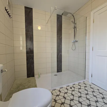 Wild Atlantic Way - Retreat - Sleeps 12