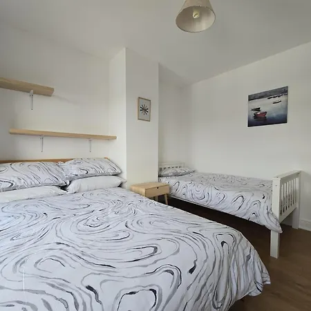 Wild Atlantic Way - Retreat - Sleeps 12 بيت للعطل *