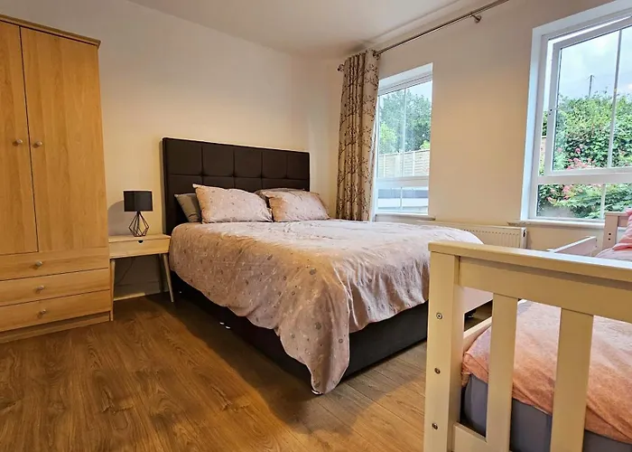 Wild Atlantic Way - Retreat - Sleeps 12