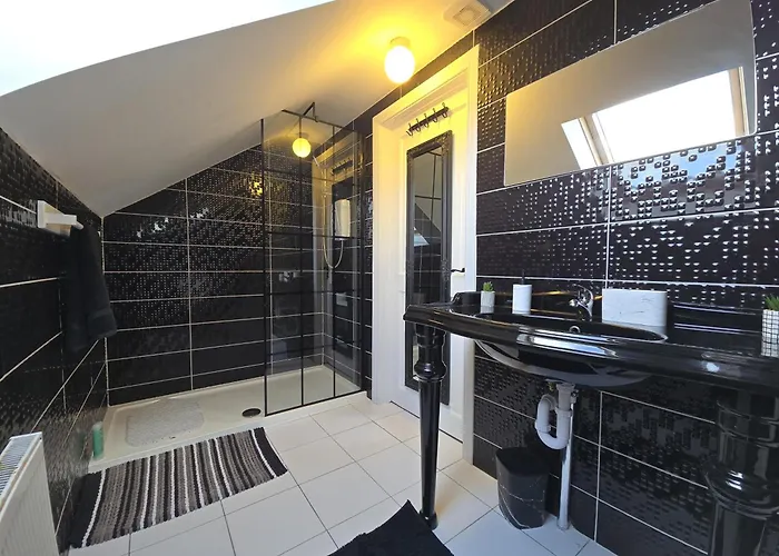 Wild Atlantic Way - Retreat - Sleeps 12 Ferienhaus