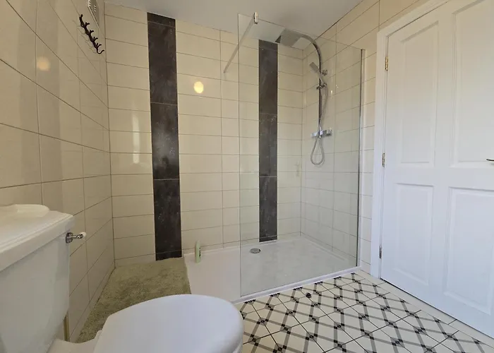 Wild Atlantic Way - Retreat - Sleeps 12